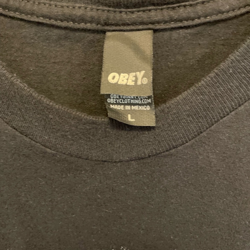 Men’s Tee - Picture 2 of 3